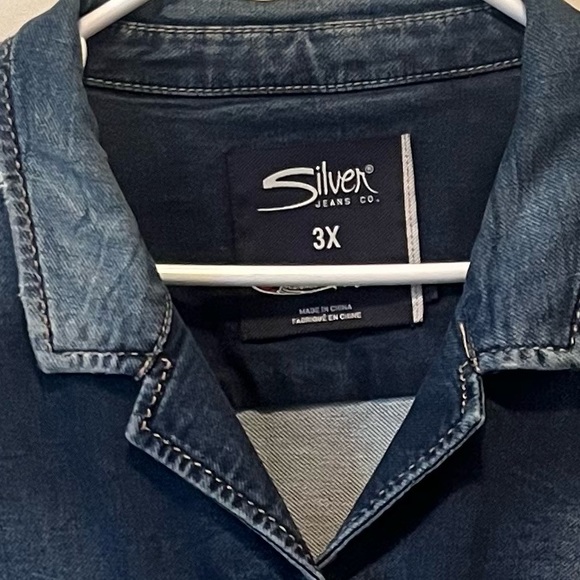 Silver jean jacket size 3X - Picture 3 of 6